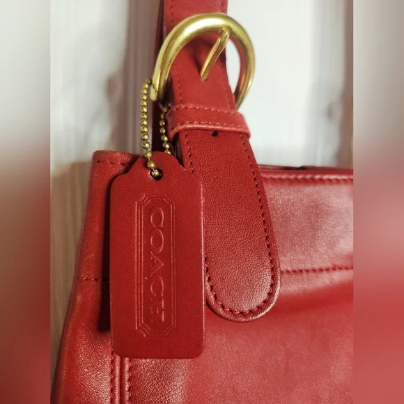Vintage Coach Red Leather Soho Shoulder Bag #9157 • 90s Legacy Creed Brass - Picture 2 of 12